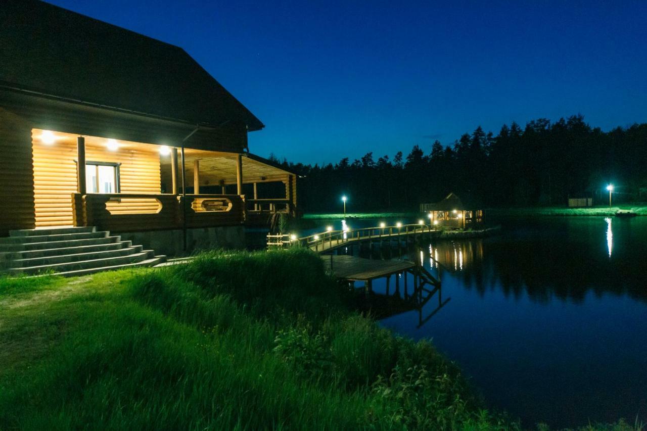 Guesthouse On The Lake With Bathhouse 70 Km From Kiev Makariv Exterior foto